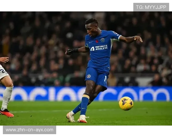 切尔西4比1逆转热刺，杰克逊帽子戏法助力新生蓝军重塑辉煌，切尔西战平热刺