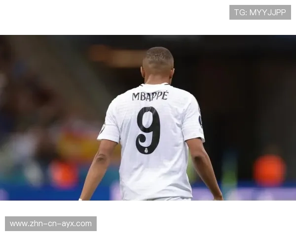 巴黎圣日耳曼中场伤情更新，姆巴佩状态待观察，巴黎圣日耳曼续约姆巴佩