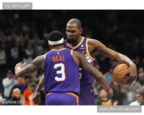 盘点 NBA 历史上最成功的 10 组“单赛季三巨头”:2026 太阳队的遗憾结局解析。 盘点 NBA 历史上最成功的 10 组“单赛季三巨头”:2026 太阳队的遗憾结局解析。